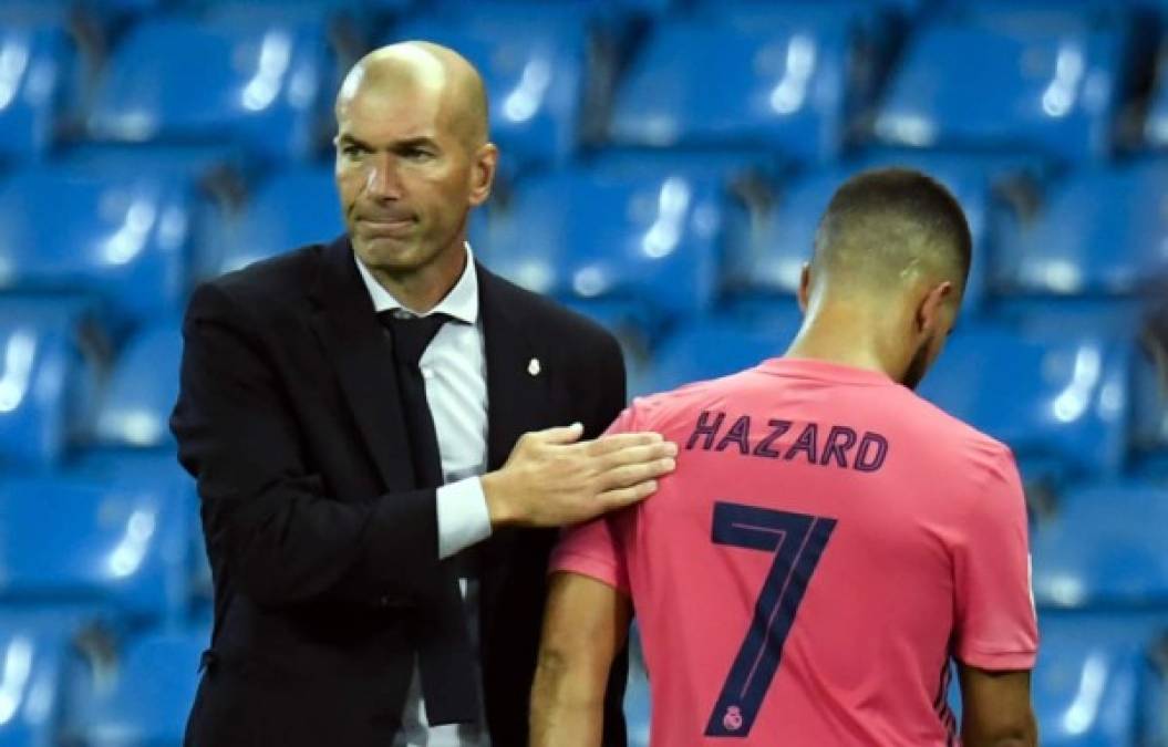 Zidane sacó del campo a Eden Hazard para darle entrada a Luca Jovic.