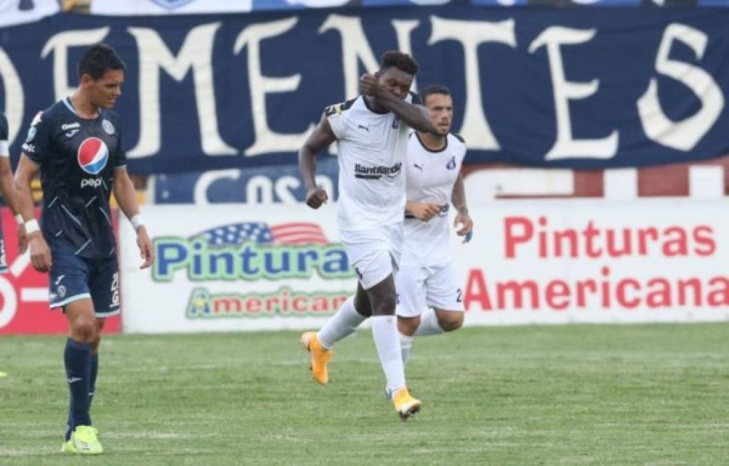 El colombiano Rafael Agámez marcó los dos goles del Honduras Progreso en la goleada que encajaron a manos del Motagua.