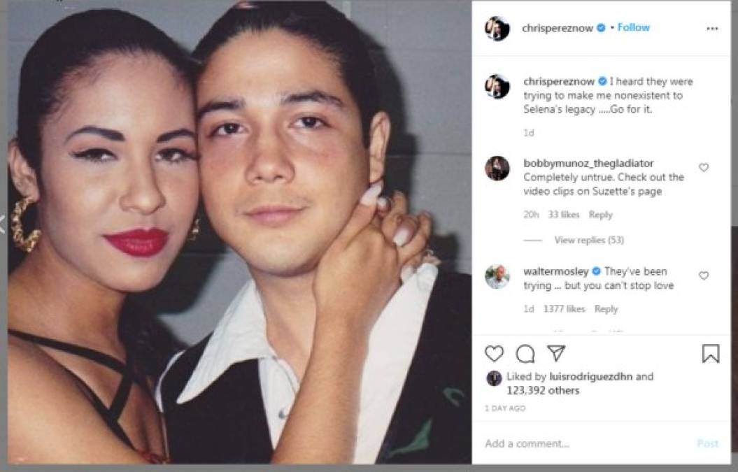 Para seguir con la polémica, el guitarrista publicó esta semana una fotografía en la que aparece junto a la inolvidable estrella, junto a un mensaje: 'Escuché que estaban tratando de hacerme inexistente para el legado de Selena… Adelante' escribió Pérez.<br/>