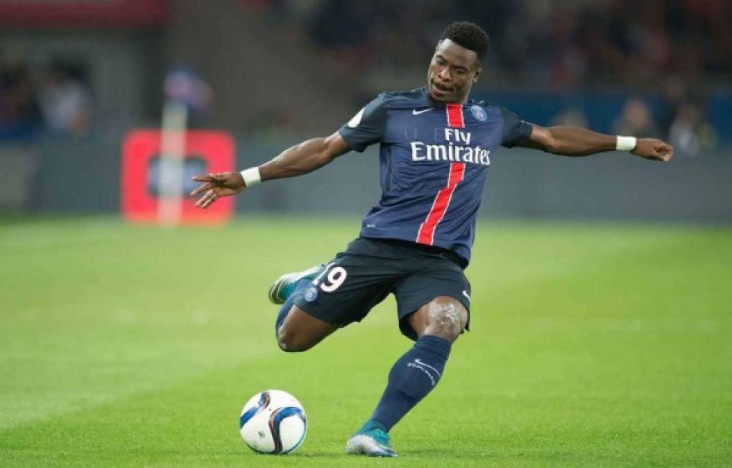 El Manchester United habría preguntado para conocer la disponibilidad del lateral derecho del PSG, Serge Aurier. Según 'Express', desde Manchester estarían interesados en hacer alguna futura oferta por el marfileño que termina contrato en 2019 con los parisinos.