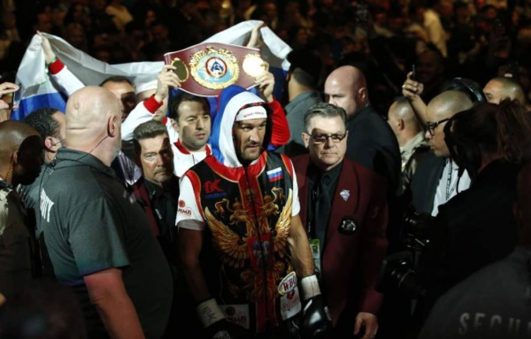 El ruso Sergei Kovalev llegando al MGM Grand de Las Vegas.