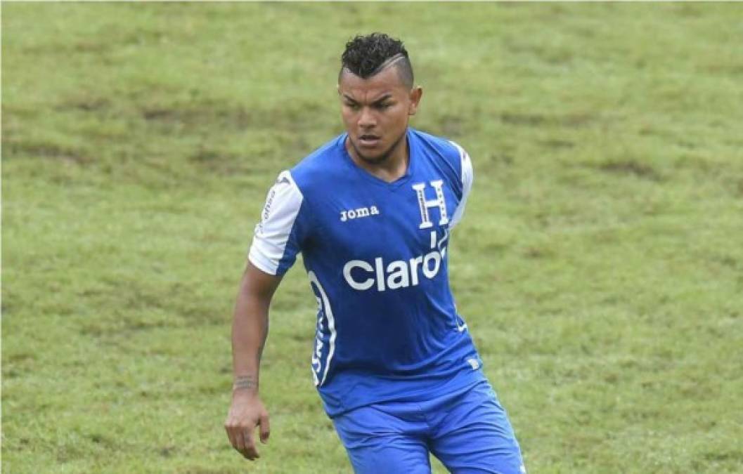 Mario Martínez comandará el medio campo de Honduras.<br/>