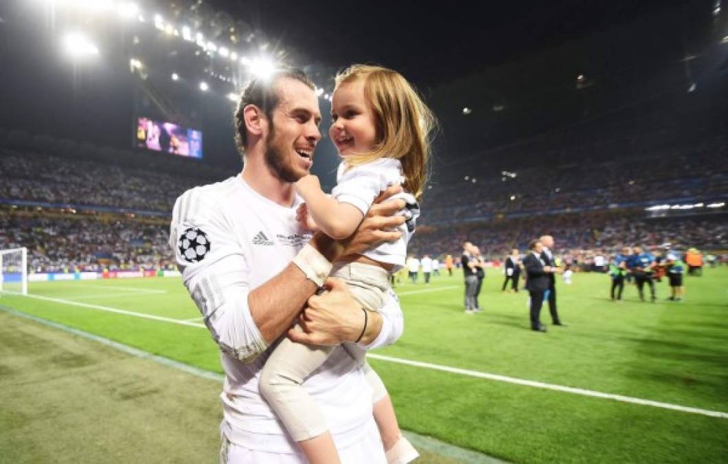 Gareth Bale celebró con su amada hija. Foto EFE.