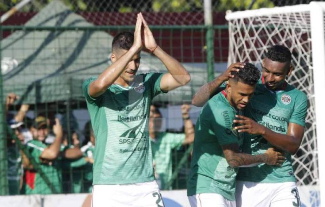 En otro de los encuentros, Marathón arrolló al Platense tras golearlo 5-2 en el estadio Yankel Rosenthal de San Pedro Sula. Bruno Volpi anotó un gol e inclusive le pidió disculpas a los escualos, su exclub.