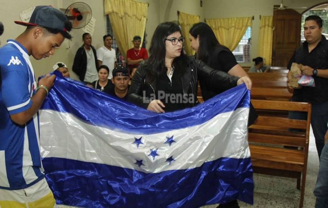 Ubicada en el Barrio La Curva, en Tela, la Iglesia Evangélica Centroamericana es el recinto que recibe los restos del ex seleccionado nacional Juan Carlos García.