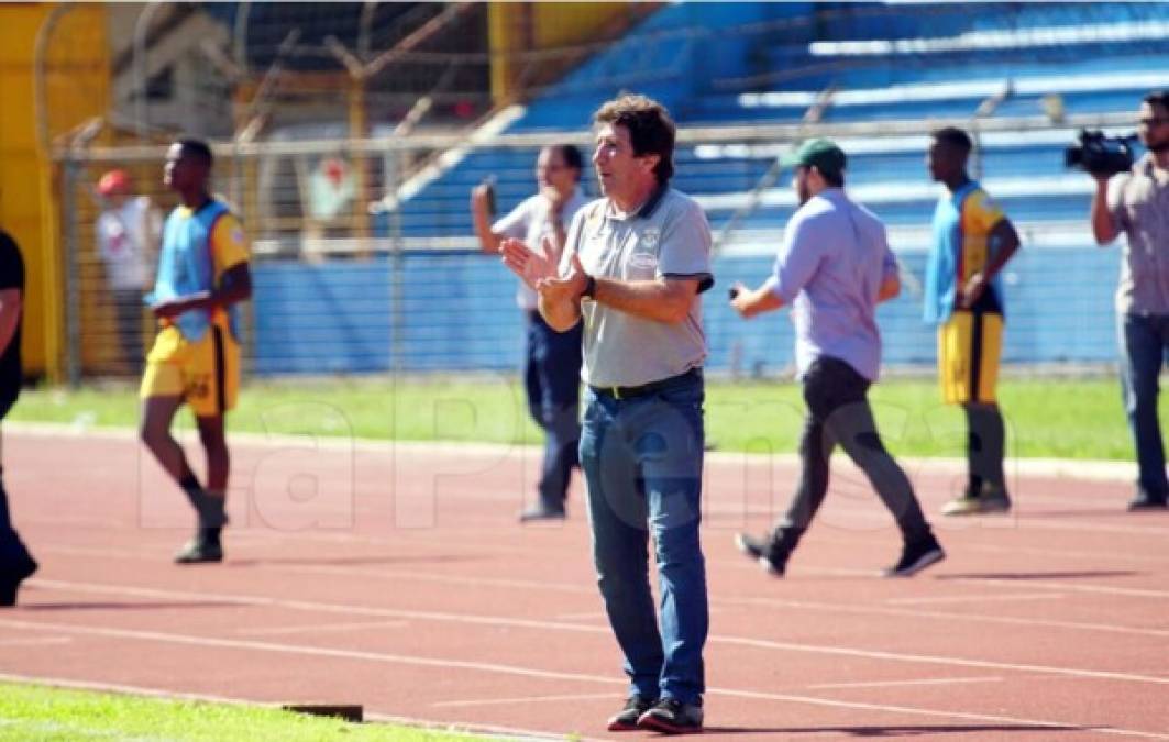 Héctor Vargas, entrenador del Marathón, no quiso hablar al final del partido.