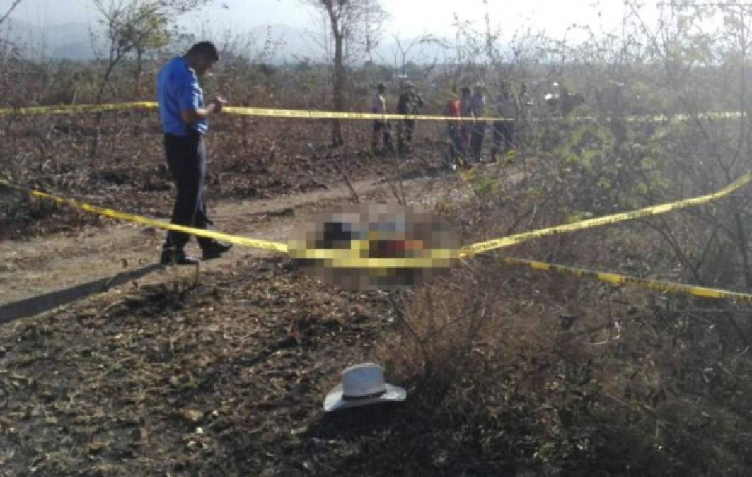 Un hombre fue asesinado a balazos después de salir de una iglesia en la colonia 25 de Octubre de Comayagua, en la zona central de Honduras. La víctima era Marco Antonio Lara, un jornalero originario de Copán, quien presentaba un trauma encéfalo craneal abierto.<br/>