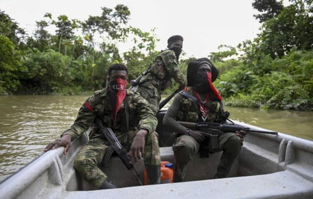 Los últimos ataques aéreos militares dejan una huella visible en las filas rebeldes.