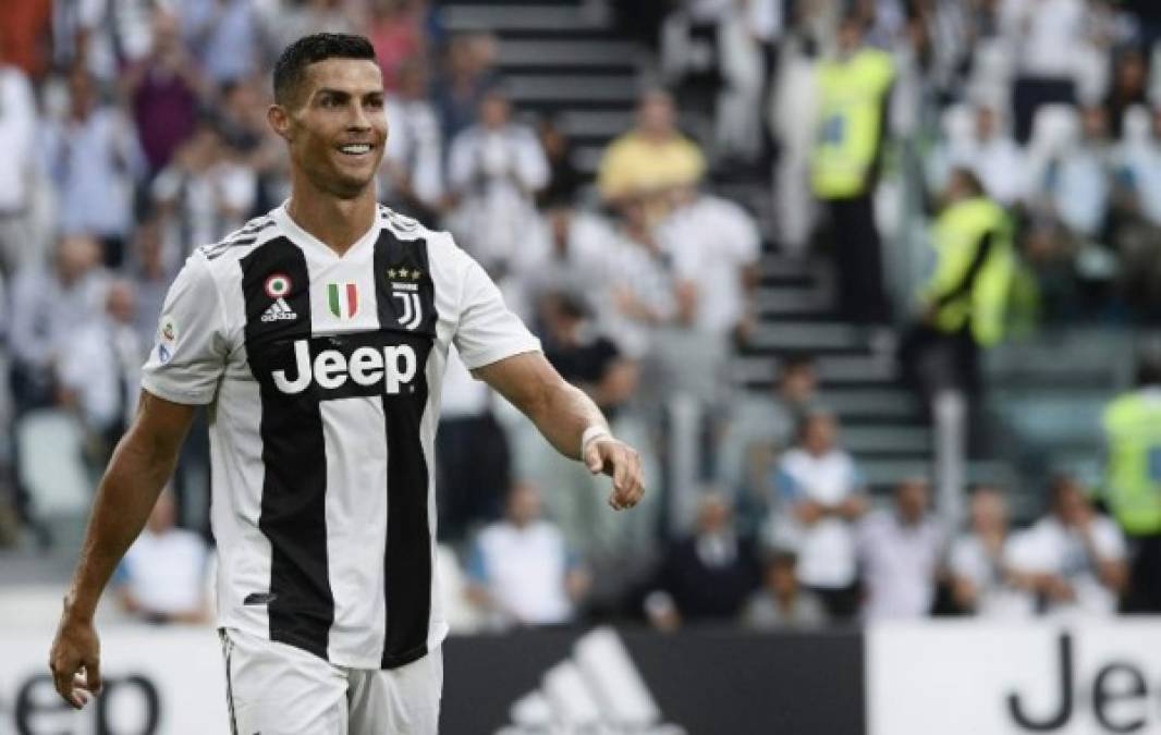 En las casas de apuestas ven a Cristiano Ronaldo inclusive hasta fuera del podio para el Balón de Oro. Es superado por jugadores como Virgil van Dijk y Sadio Mané.