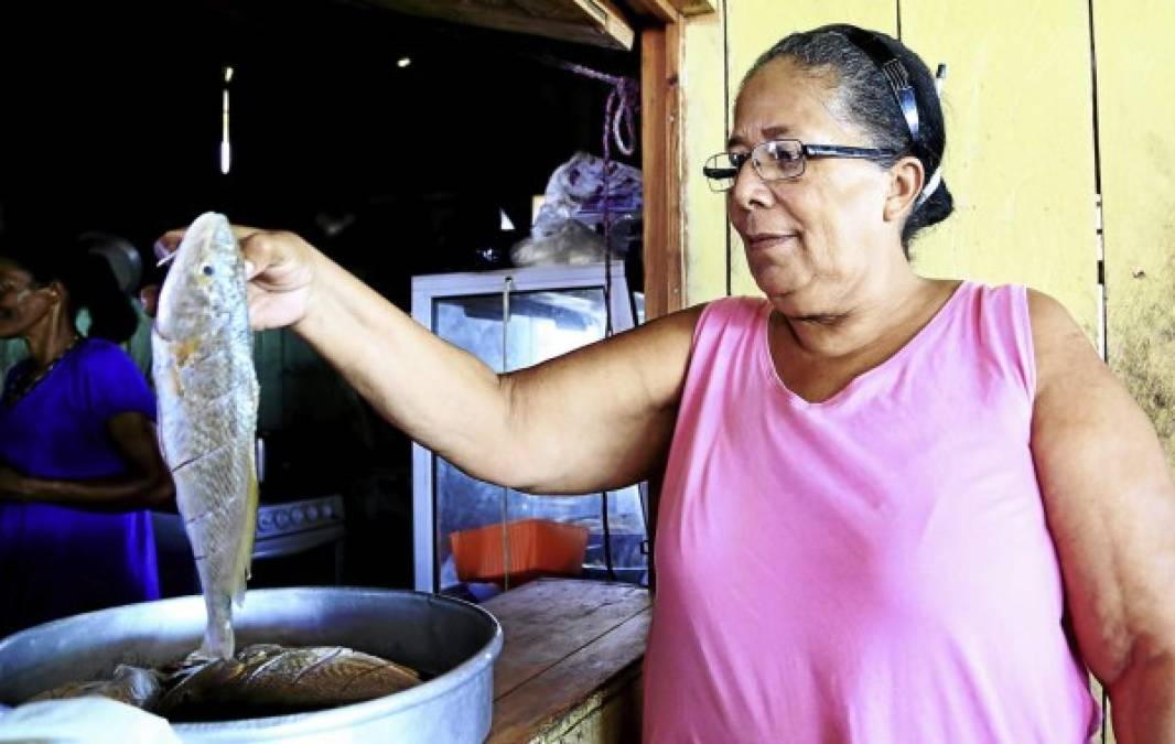 Los misquitos ofrecen rica gastronomía a los turistas.