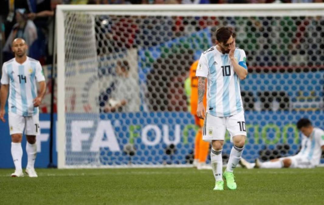 Messi se vio impotente tras ver los tres goles de Croacia.
