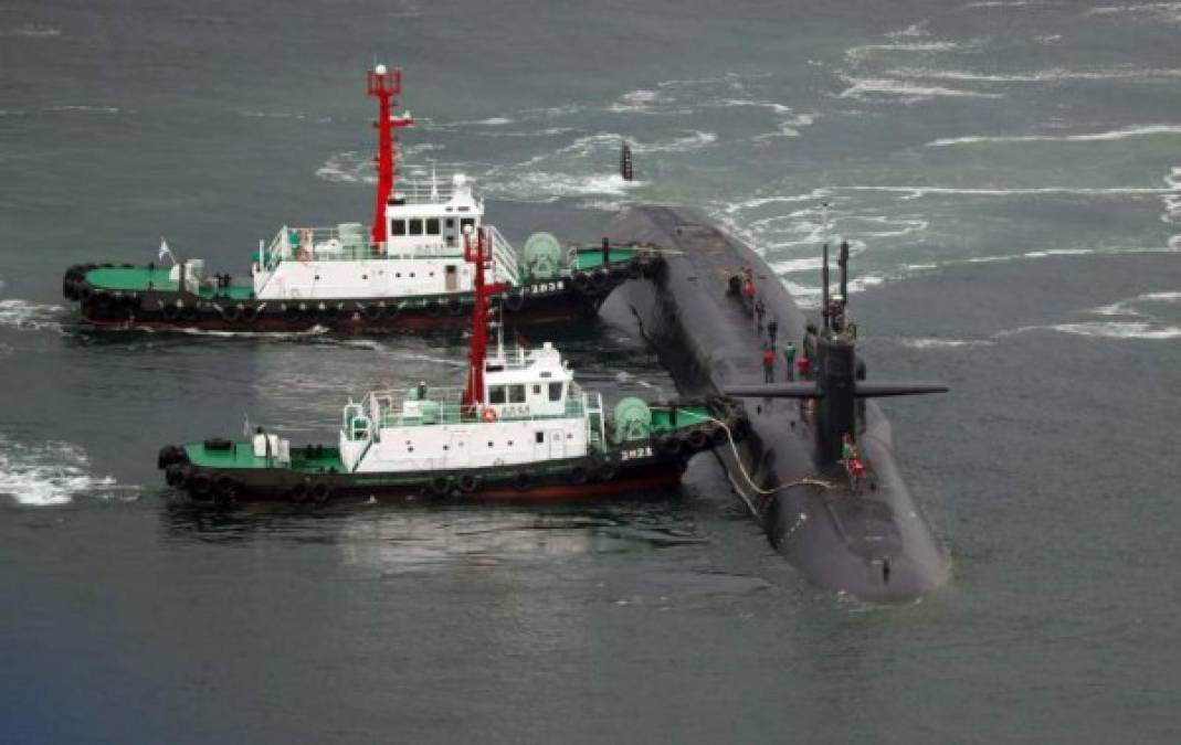 El USS Michigan, submarino de nuclear de misiles guiados, llegó hoy a la península de Corea para que se sume a las próximas maniobras con su portaaviones Carl Vinson, en lo que pretende ser una muestra de fuerza ante el desafío planteado por Pyongyang con sus continuas pruebas de armas.