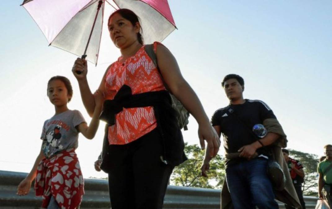 Ello a pesar del cansancio por el intenso sol y de seis días de caminata desde San Pedro Sula, Honduras.