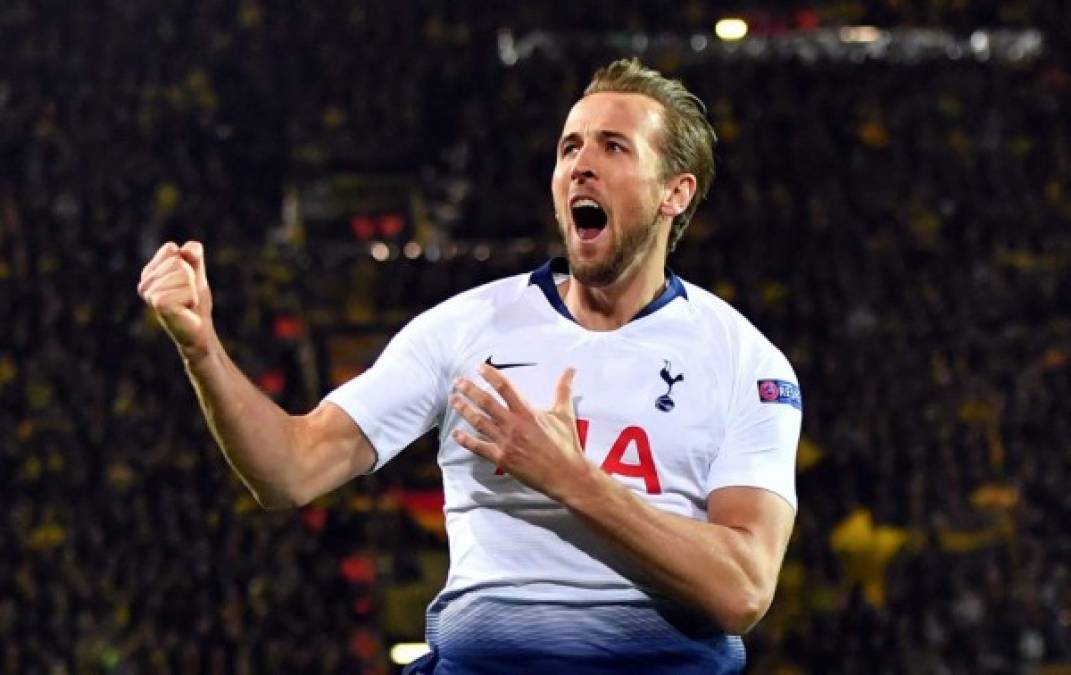 El delantero inglés Harry Kane del Tottenham de Inglaterra. Es el '9' que desea el Real Madrid. La prensa inglesa asegura que la oferta blanca oscilaría los 170 millones de euros.