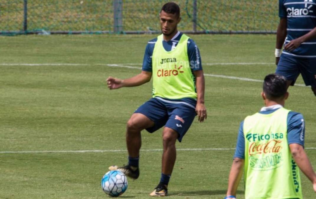 Alex López: Pese a que no tuvo su mejor juego en la ida, todo indica que el volante del Olimpia será titular. Tiene buen remate de larga distancia y visión de juego.