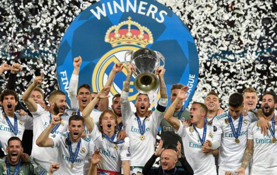 La entrada en la final de Gareth Bale, con una chilena de ensueño en el primero de su dos tantos, impulsó la leyenda del rey de Europa, un Real Madrid que conquistó en Kiev su decimotercera 'Champions', ante un Liverpool que acusó la lesión de Salah y acabó siendo víctima de los errores de su portero.