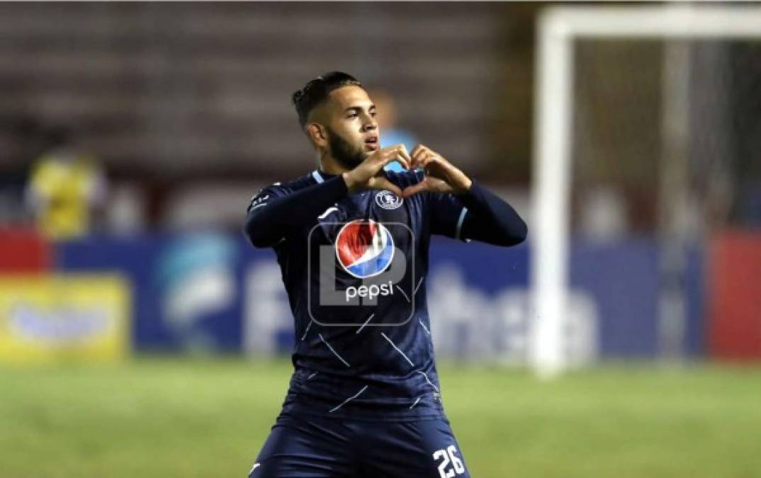 Josué Villafranca celebrando el gol que le dio el triunfo al Motagua.