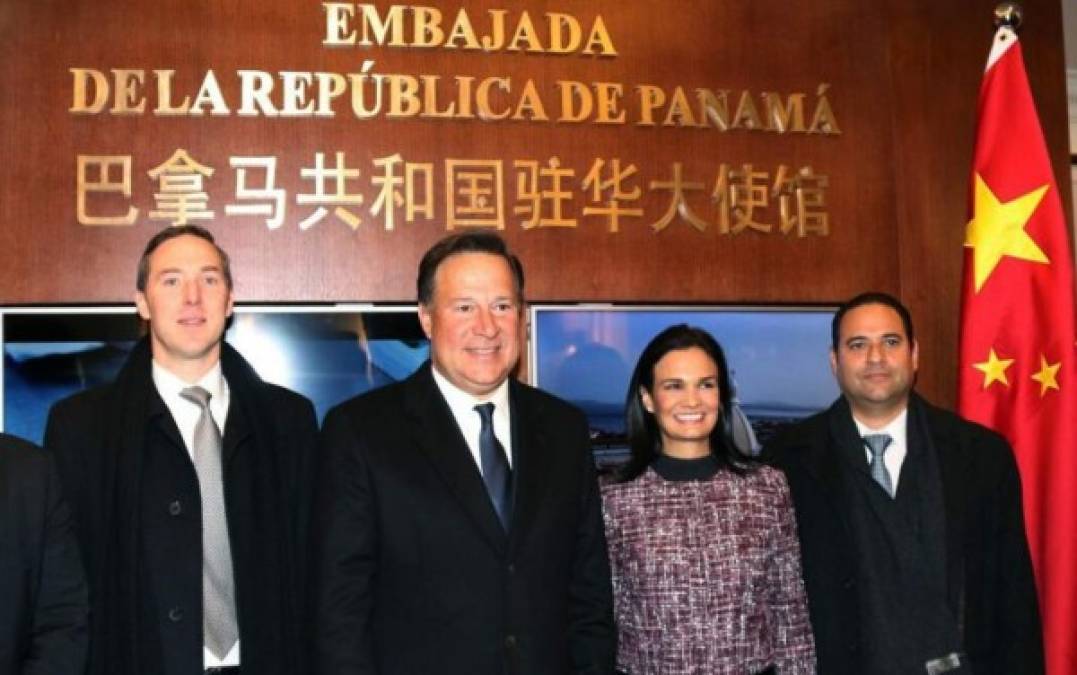 2. Panamá: El Gobierno de Juan Carlos Varela inauguró en noviembre pasado su embajada en Pekín tras restablecer sus relaciones diplomáticas con China. Pese a ser uno de los socios tradicionales de EEUU, Varela firmó varios acuerdos comerciales con el Gobierno de Xi Jinping.