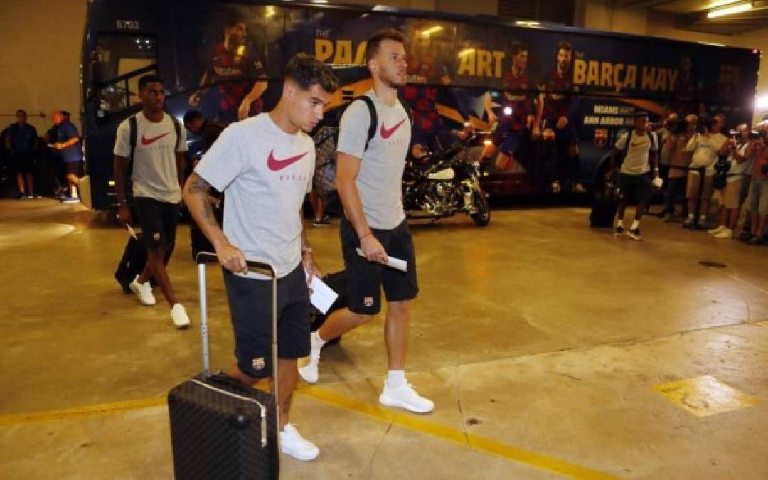 Philippe Coutinho no se mostró muy contento en su llega a EEUU.