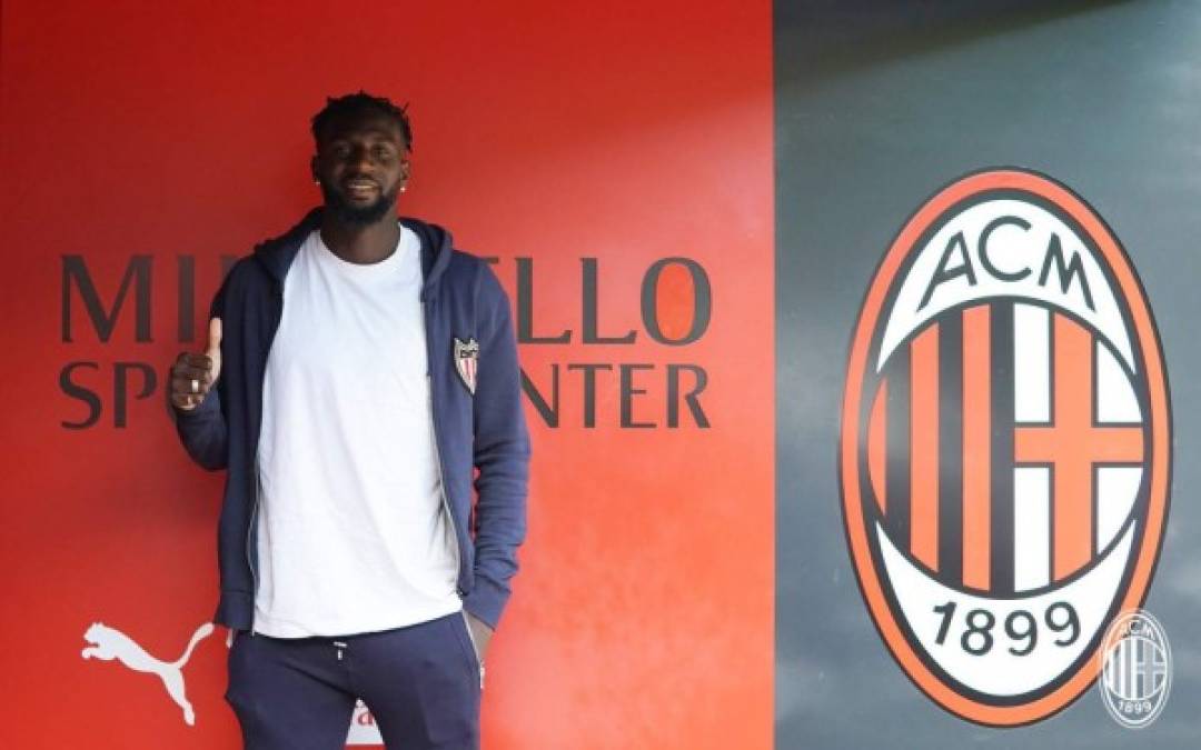 El AC Milan obtiene la cesión del mediocentro francés Tiemoué Bakayoko por una temporada por 5.000.000 € con opción de compra. Llega del Chelsea.