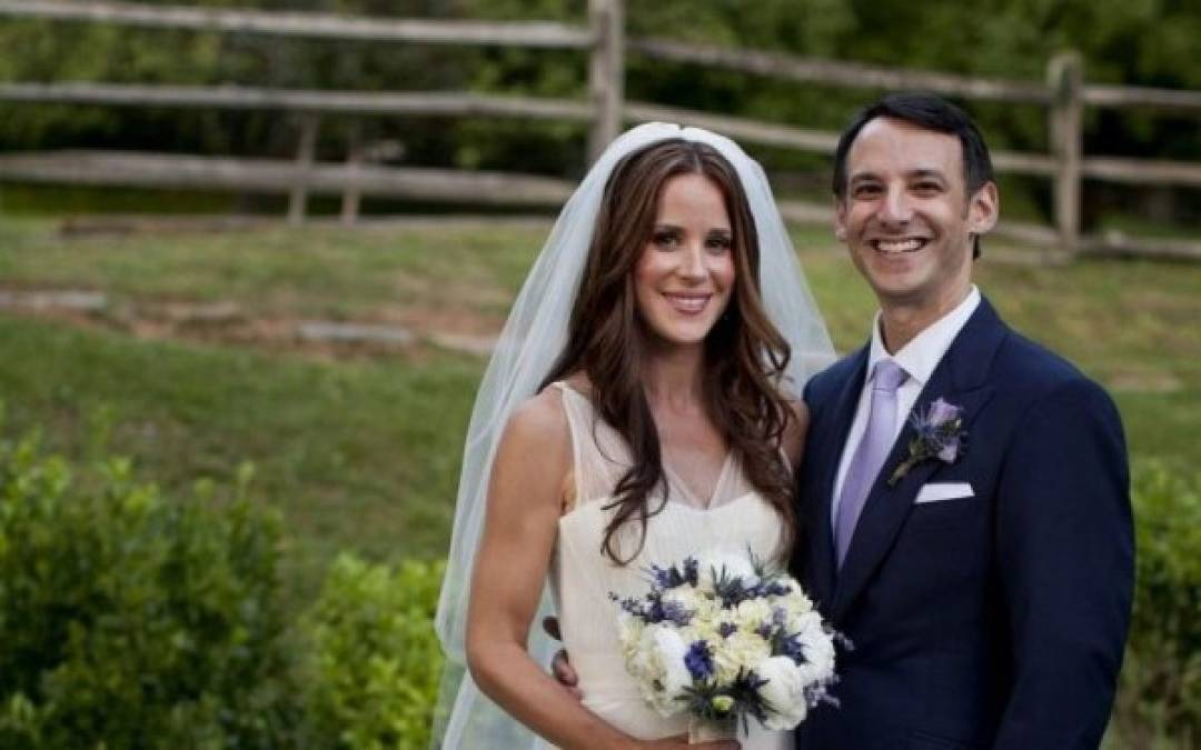 Ashley se casó en 2012 con el cirujano plástico Howard Krein después de que su hermano mayor, el fallecido Beau Biden, los presentara. Él es judío y ella es católica.