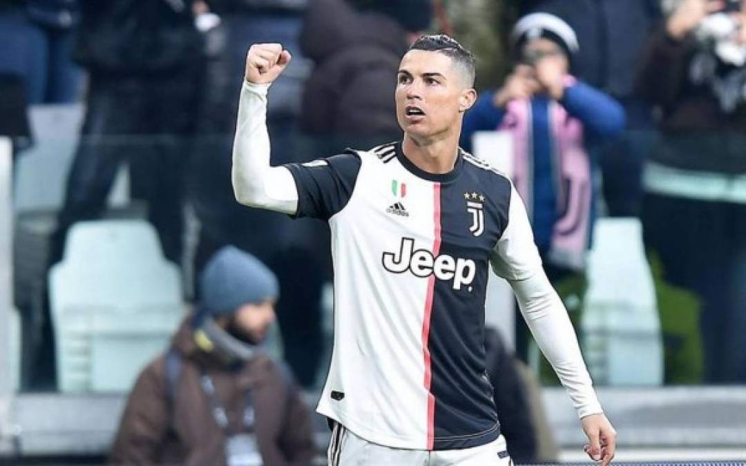 3. Cristiano Ronaldo (Juventus) - El delantero portugués ha marcado 21 goles en esta temporada de la Serie A de Italia, sumando 42 puntos.