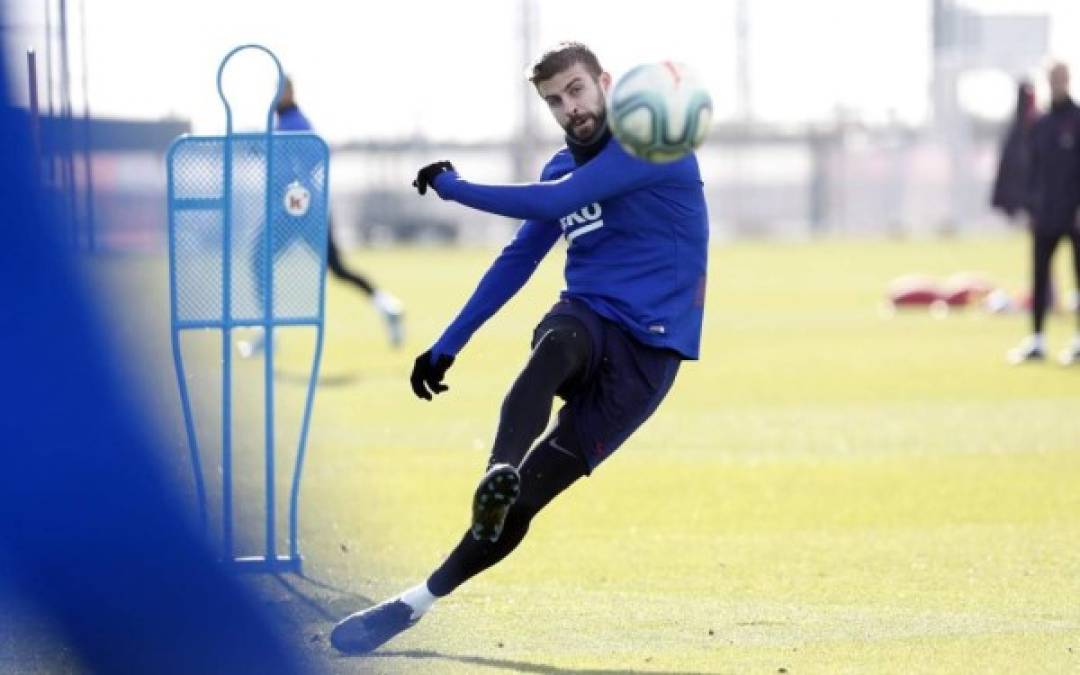 Gerard Piqué en el entrenamiento de este lunes.