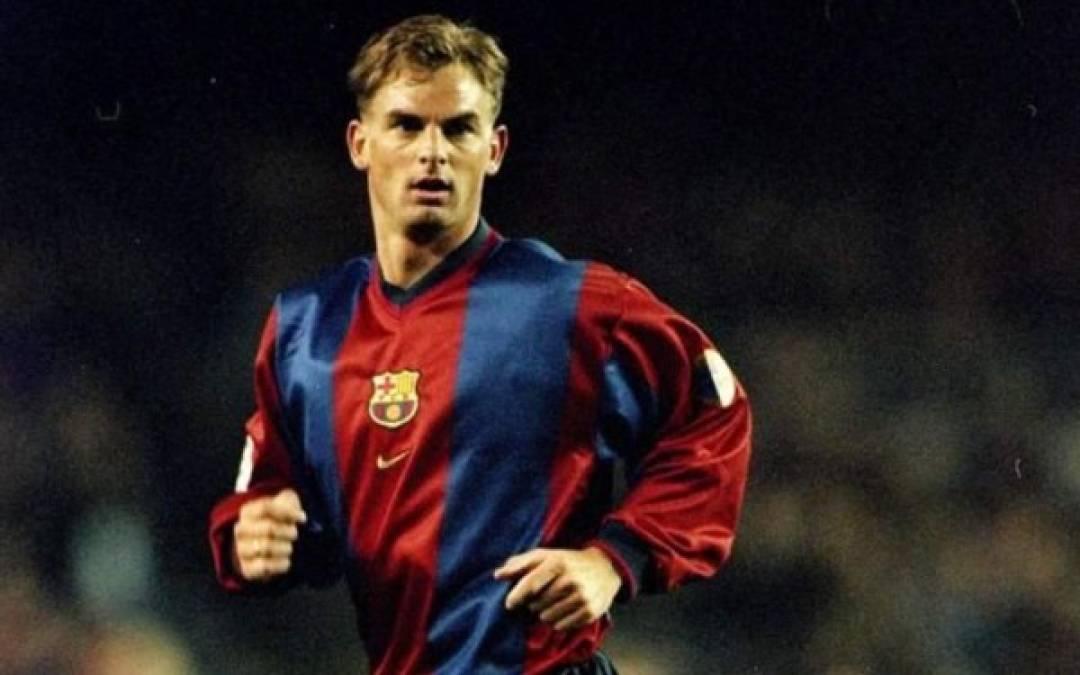 Ronald de Boer - El holandés, hermano gemelo de Frank de Boer, llegó al Barcelona en el mercado de verano de 1998.