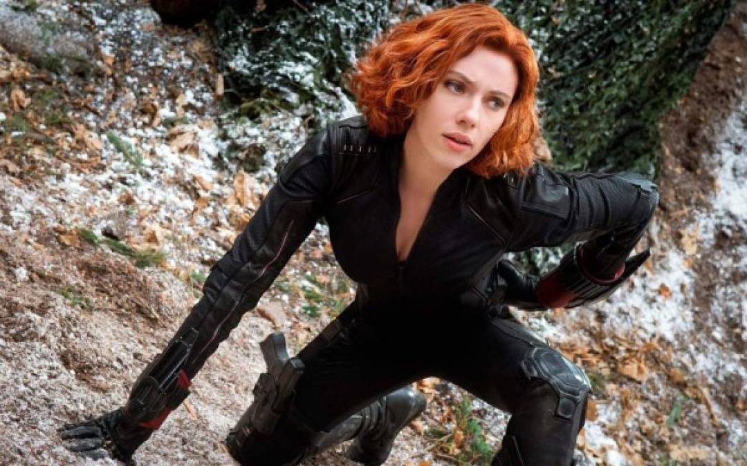 Scarlett Johansson<br/>Para su más reciente cinta, “Black Widow”, estrenada el pasado 9 de julio en cines y por la plataforma Disney+, la actriz recibió 15 millones de dólares. Para la película “Los Vengadores”, de 2012, Scarlett recibió una suma aproximada de entre 4 y 6 millones de dólares.<br/>