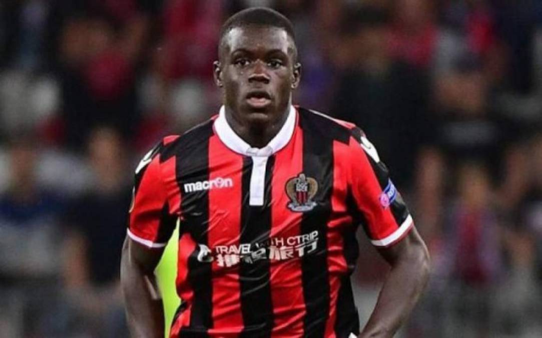 El central francés Malang Sarr se ha convertido en agente libre tras concluir el pasado 30 de junio su contrato con el Niza. El jugador internacional Sub-21 con Francia tiene la posibilidad de elegir destino. Dos son los equipos que más interés han mostrado en contar sus servicios: el Arsenal y el RB Leipzig. Al jugador también se le ha relacionado con otros clubes como el PSG o la Juventus de Turín.