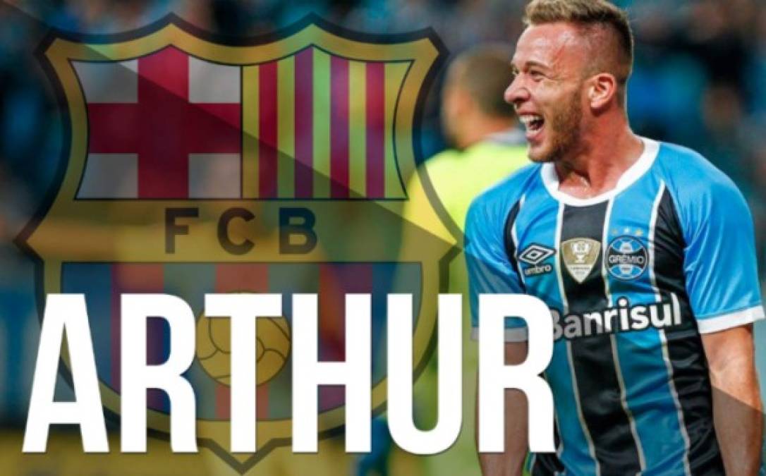 Arthur: El volante brasileño del Gremio ha señalado que su fichaje al Barcelona está cerca. 'Claro que estoy nervioso, es normal. Mis agentes están cerrando el fichaje, es un momento muy importante', dijo.