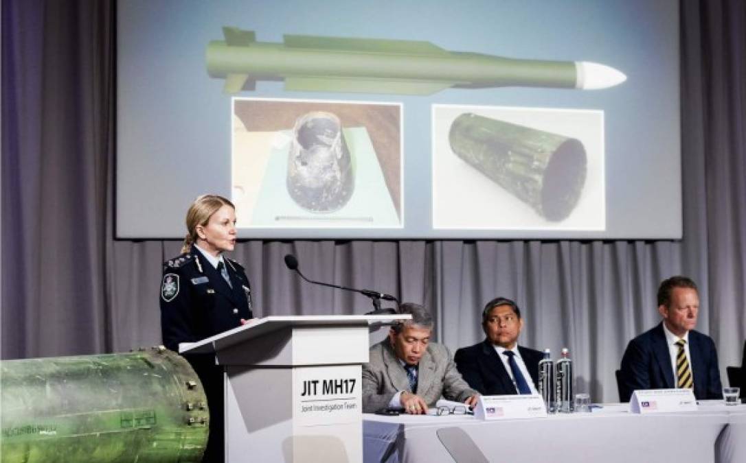 El equipo de investigadores internacionales que investiga la tragedia del vuelo MH17 de Malaysia Airlines en 2014 en Ucrania reveló por primera vez este jueves que el misil utilizado para derribar el avión había sido transportado por una brigada militar rusa.