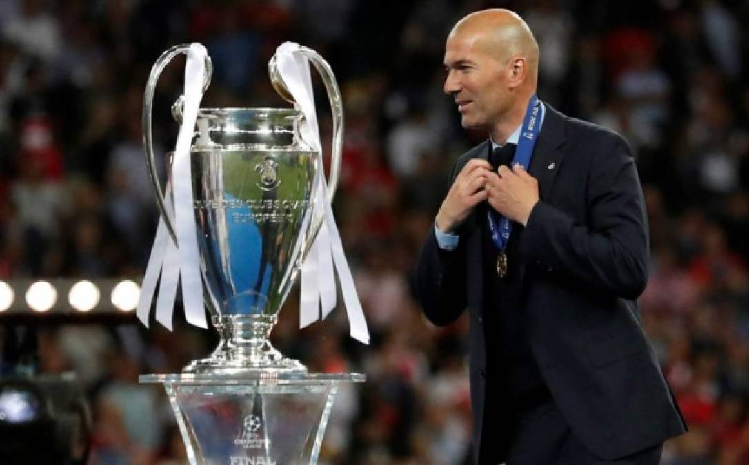 'La Junta Directiva ha acordado el nombramiento de Zinedine Zidane como nuevo entrenador del Real Madrid con incorporación inmediata para lo que resta de temporada y las tres próximas, hasta el 30 de junio de 2022', informó el club madridista mediante comunicado.