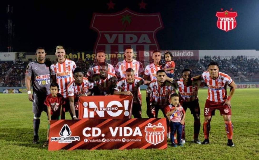 El Club Vida de La Ceiba mediante su dirigente Jair Matute, anunció que al menos 12 jugadores se irán del club de cara a la próxima campaña.
