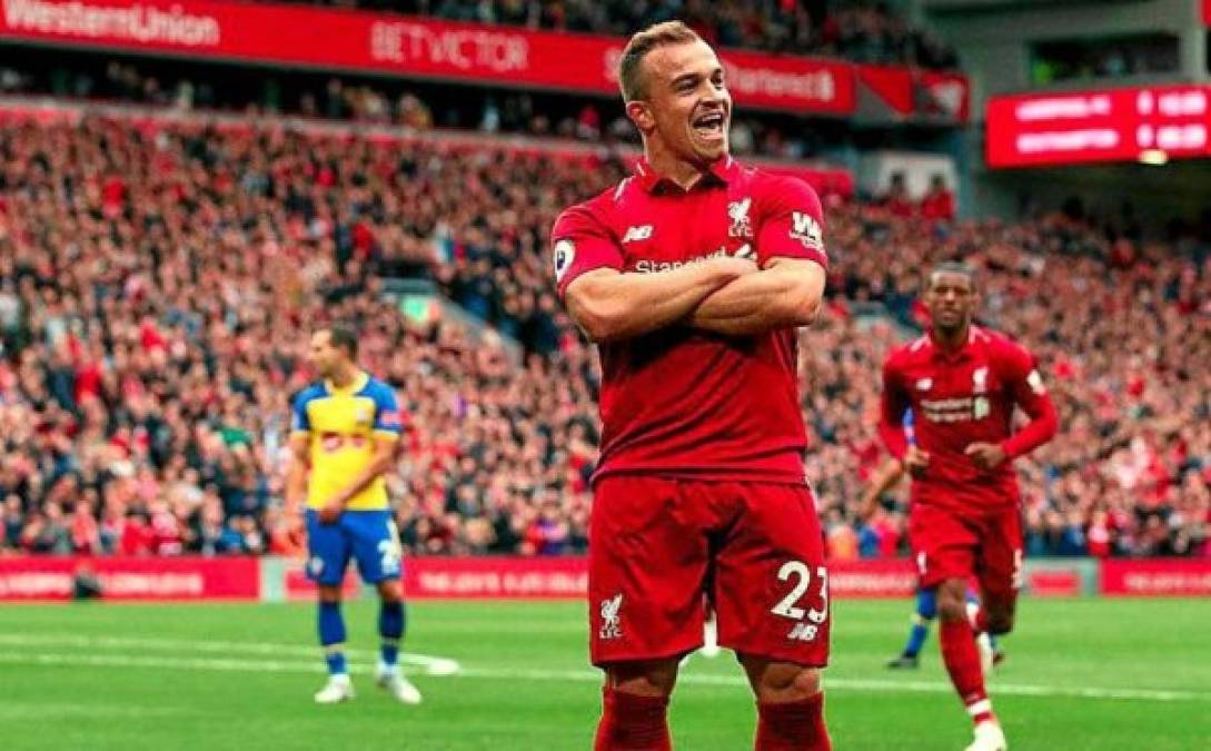 Xherdan Shaqiri: El mediocampista suizo de 28 años de edad no ha podido brillar en el Liverpool y la prensa inglesa informa que se vendido.