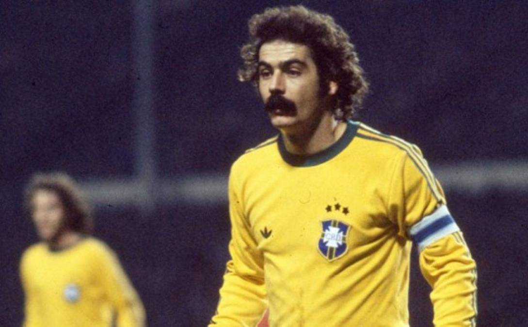 El extremo Roberto Rivelino, brasileño de origen italiano, fue uno de los mejores delanteros en la liga brasileña en la década de los 70.