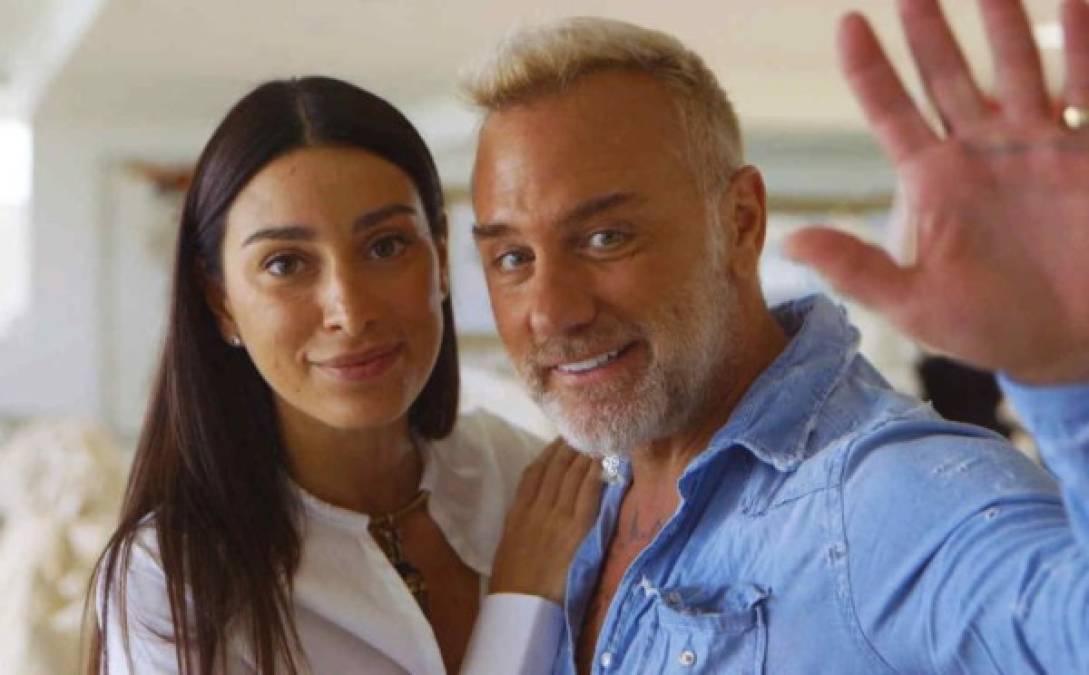 Giorgia Gabriele se dio a conocer entre 2015 y 2017 por su mediático romance con el influencer y empresario Gianluca Vacchi, con quien estuvo comprometida.