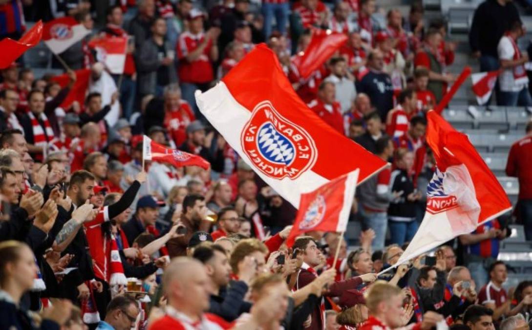 La afición del Bayern Múnich abarrotó el Allianz Arena confiando en la victoria pero al final salieron derrotados.