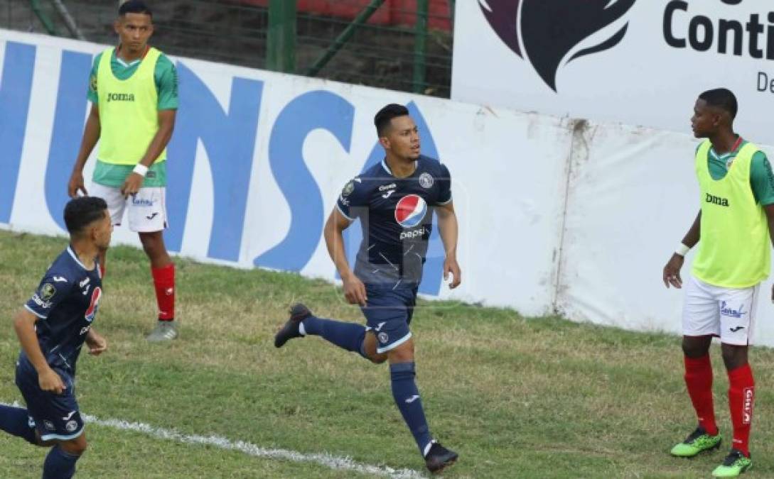 Marco Tulio Vega abrió el marcador para el Motagua en el Yankel.