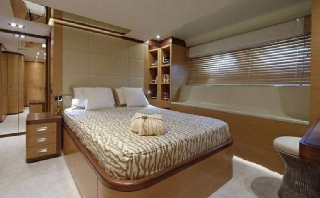 El yate tiene seis habitaciones bien acondicionadas y está decorado con todos los lujos.<br/>