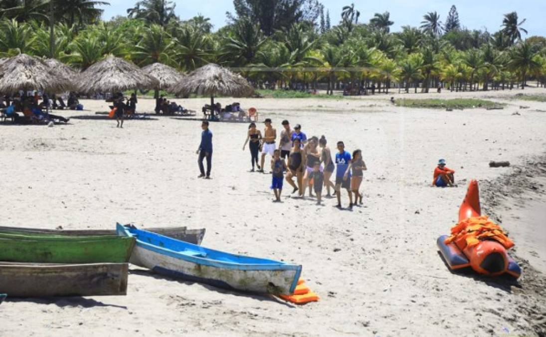 Autoridades de Salud en Honduras han pedido evitar la visita a familiares no convivientes, no hospedarse en los hogares de sus familiares, sino en hoteles donde hay protocolos de bioseguridad.