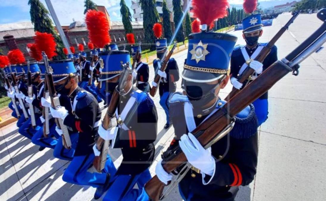 Los hondureños celebraron con emoción, orgullo y civismo.