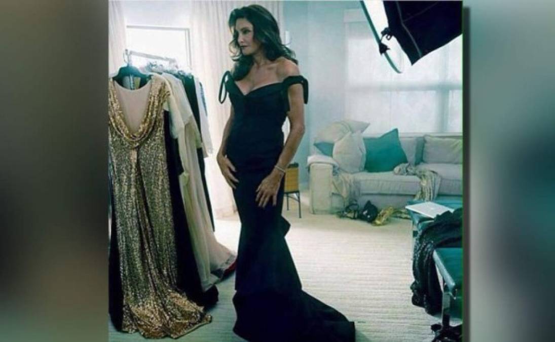 Caitlyn compara los dos días de la sesión de fotos, realizada por la reconocida fotógrafa Annie Leibovitz, con la medalla de oro que ganó en la prueba de decatlón de los Juegos Olímpicos de 1976.