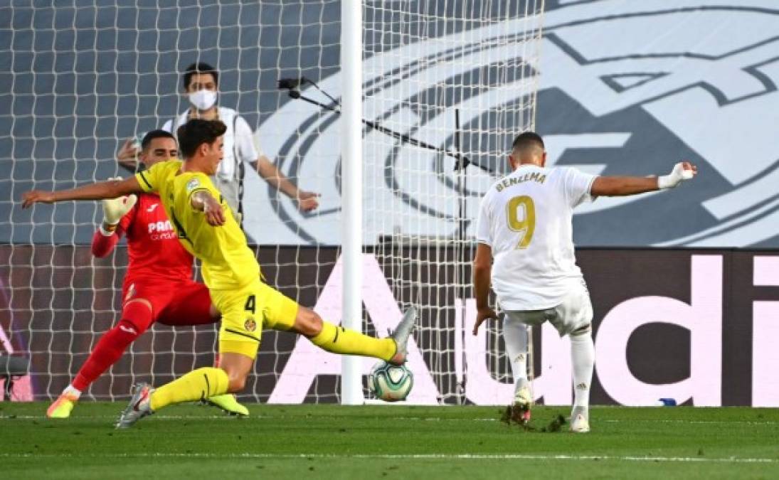 Con este disparo de derecha marcó Karim Benzema el 1-0 del Real Madrid ante Villarreal.