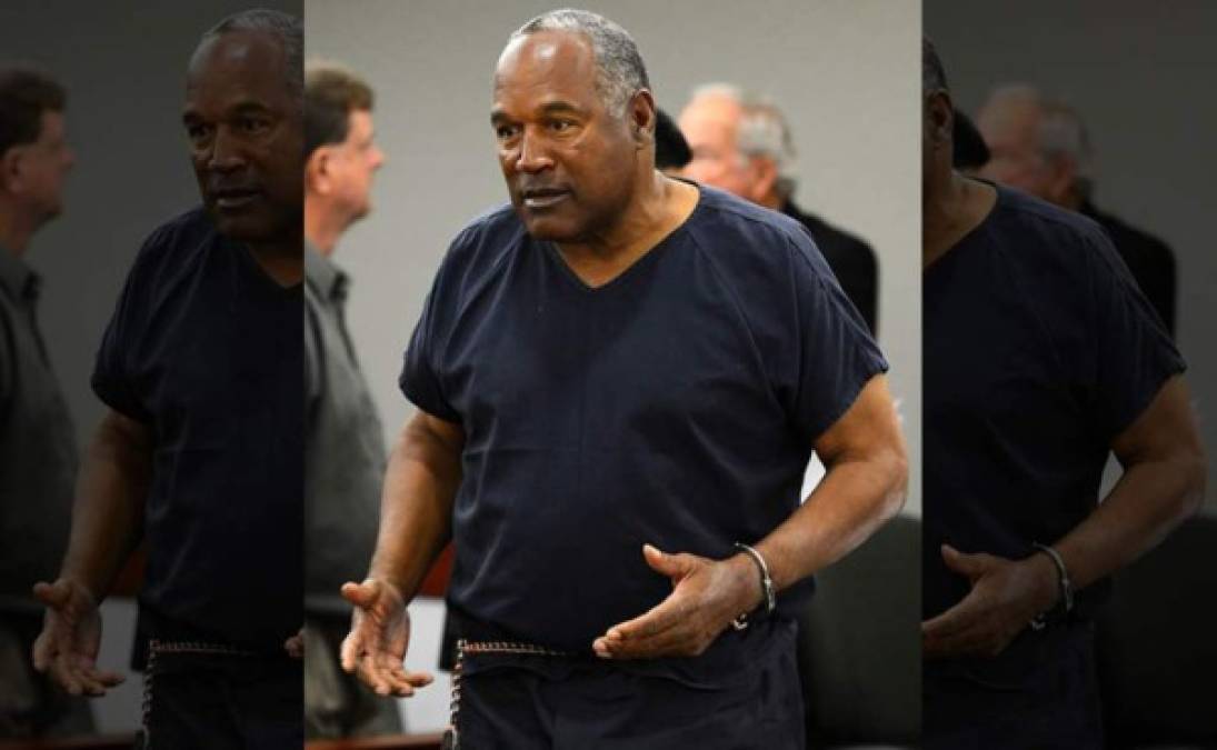 La antigua estrella fue condenada por atracar y secuestrar a dos vendedores de antigüedades y objetos de colección deportiva en la habitación de un hotel en Las Vegas (Nevada).<br/><br/>O.J. Simpson fue absuelto en 1995 de los cargos relacionados con la muerte un año antes de su exesposa, Nicole Brown y un amigo de ella, Ronald Goldman.