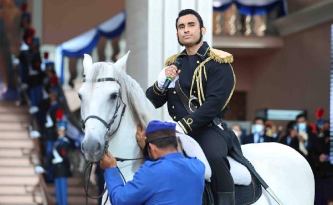 También se hizo una especial mención al reconocer el heroísmo de miles de hondureños que son parte del sistema sanitario.