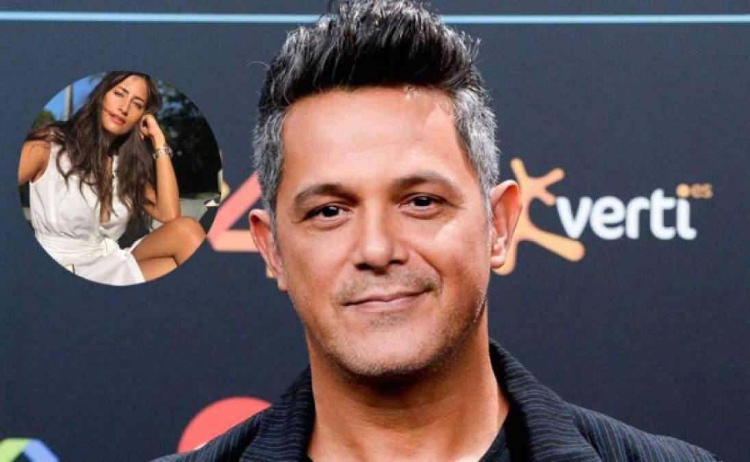 El cantante Alejandro Sanz, que anunció su separación de Raquel Perera hace solo dos meses, parece haber encontrado nuevamente el amor, según reveló junto a unas imágenes, la revista 'Corazón'.