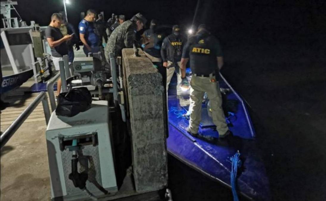 La interceptación de la lancha rápida trimotor la coordinó la Atic bajo la dirección técnica y jurídica de la Fiscalía Especial Contra el Crimen Organizado, dando datos, ruta y ubicación a la Fuerza Naval de Honduras.