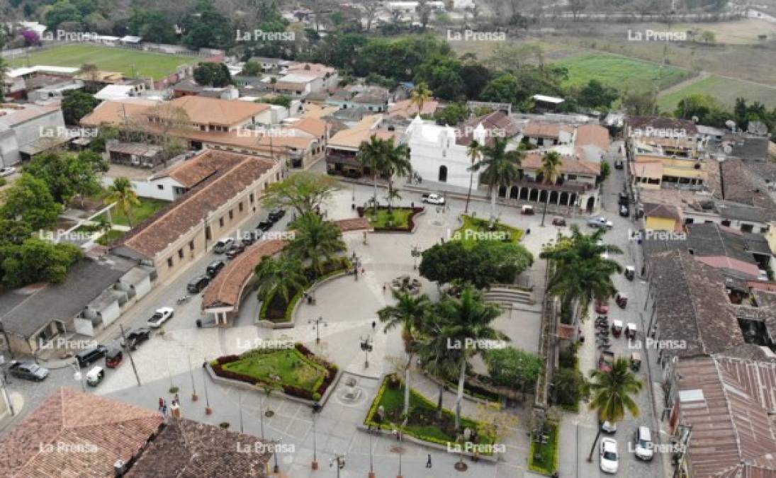 Cultura, gastronomía, tradición e historia esperan a los turistas que visiten Copán Ruinas en el occidente de Honduras.