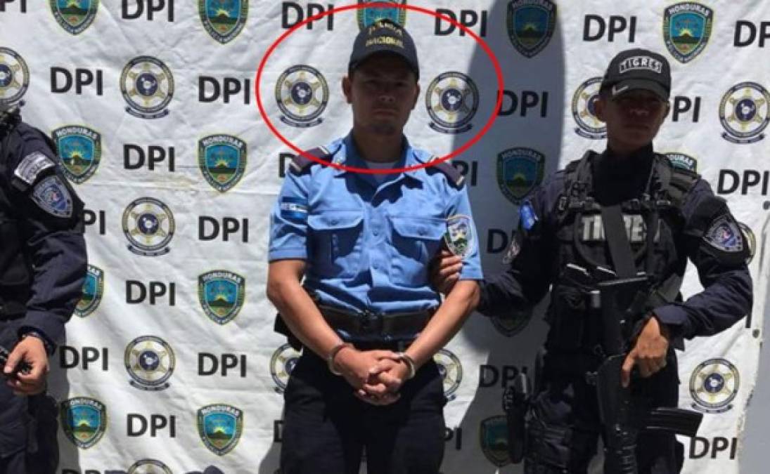 Santos Adalid Ponce Velásquez (22) tenía vestimenta e implementos policiales.